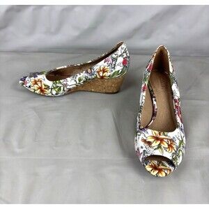 Clarks Burmese Art Slip On Wedge Heels Size 7 White Floral Canvas Peep Toe Cork